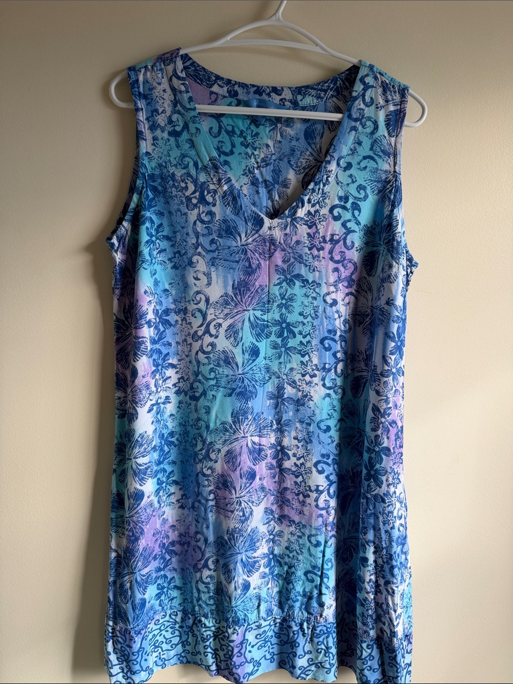 Sleeveless V-Neck Blue Floral Print Dress
